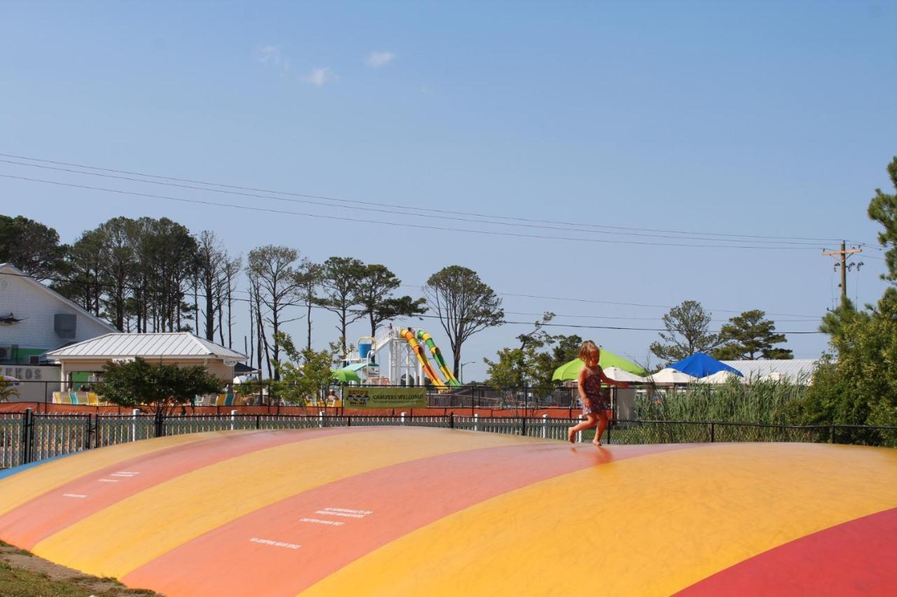 Jellystone Park Chincoteague Island Villa Bagian luar foto
